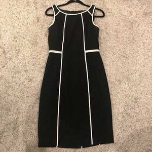 White House Black Market Sheath Dress Sz 4